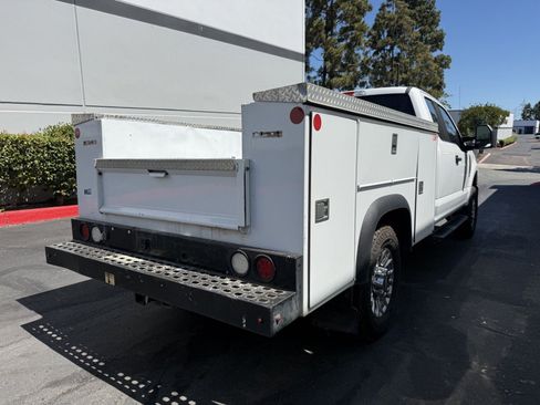 Used 2021 Ford F350 XL w/ Power Equipment Group AWD/4WD image 3
