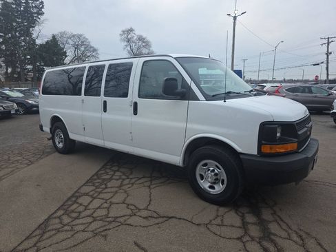 Used 2014 Chevrolet Express 3500 LS RWD image 6