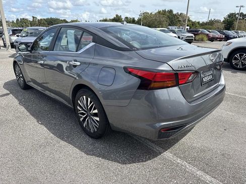 Certified 2024 Nissan Altima 2.5 SV image 6