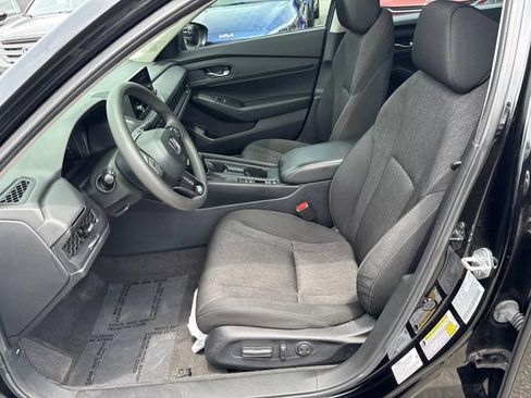 Used 2023 Honda Accord EX image 14
