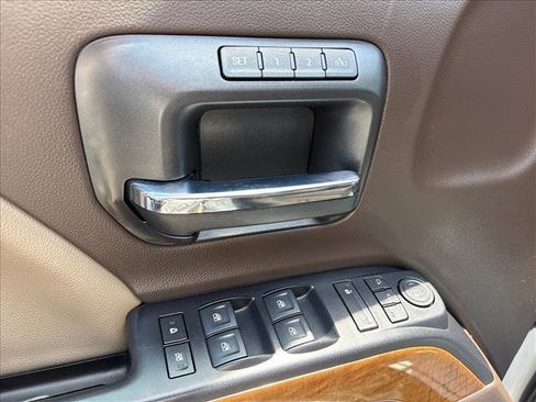 Certified 2018 Chevrolet Silverado 1500 LTZ w/ Sport Package AWD/4WD image 21