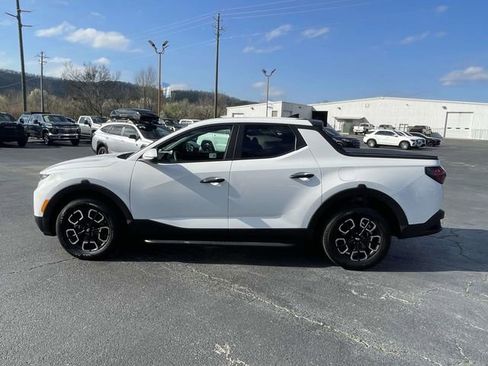 Used 2024 Hyundai Santa Cruz SEL image 2