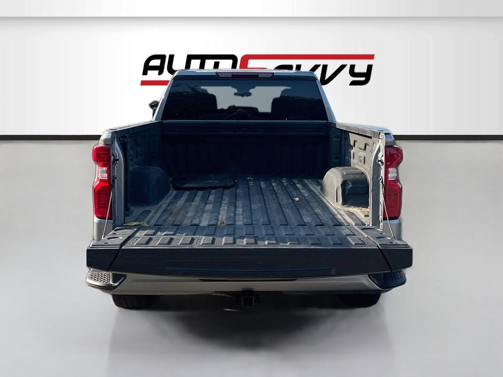 Used 2025 Chevrolet Silverado 1500 Custom AWD/4WD image 23