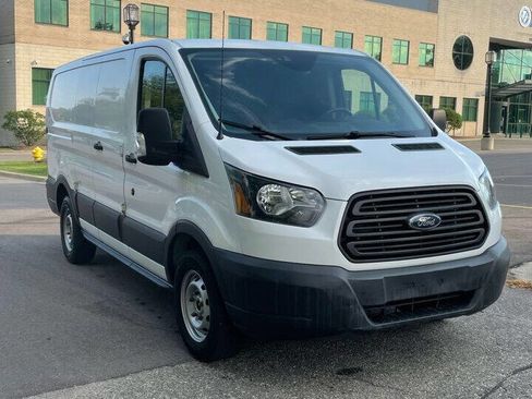 Used 2017 Ford Transit 150 130 Low Roof image 1