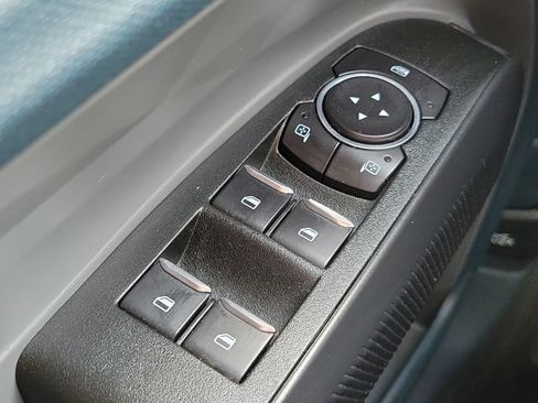 Certified 2022 Ford Maverick XL FWD image 19