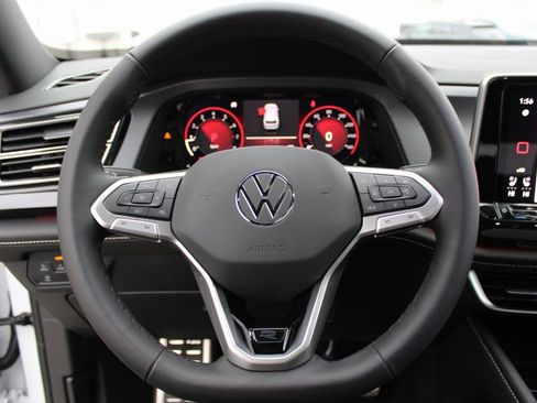 New 2026 Volkswagen Atlas Cross Sport SEL Premium R-Line AWD/4WD image 12