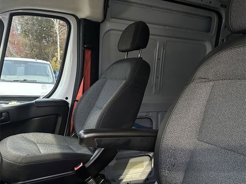 Used 2023 RAM ProMaster 3500 w/ Driver Convenience Group image 11