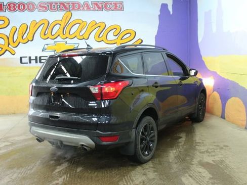 Used 2019 Ford Escape SEL image 8