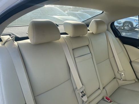 Used 2018 INFINITI Q50 Luxe w/ Essential Package (3.0T Luxe) image 6