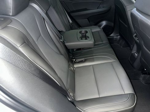 Certified 2023 Buick Envision Essence image 30