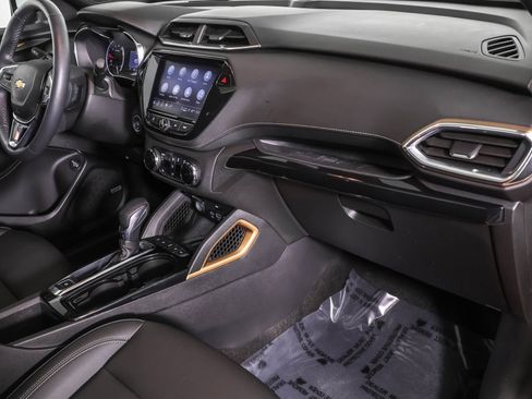 Used 2023 Chevrolet TrailBlazer ACTIV w/ Sun and Liftgate Package image 47