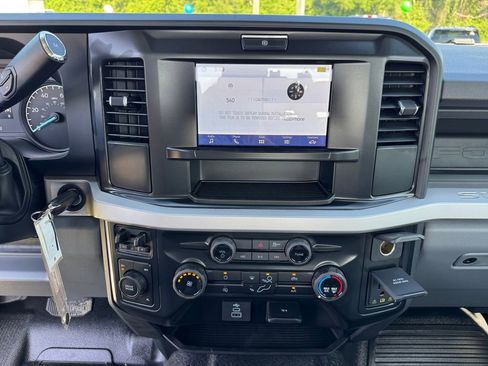 New 2025 Ford F550 4x4 Crew Cab Super Duty image 26