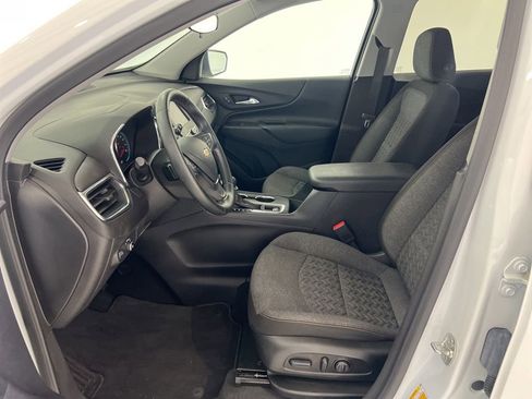 Used 2024 Chevrolet Equinox LT image 17
