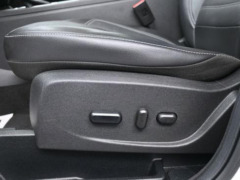 Used 2018 Ford Escape Titanium w/ Ford Safe & Smart Package image 22