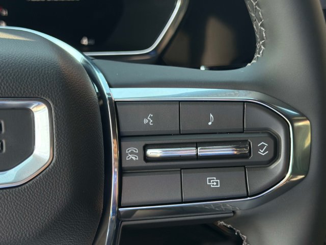 New 2026 GMC Canyon Elevation w/ Convenience Package RWD image 21