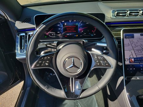 Certified 2025 Mercedes-Benz S 580 4MATIC Sedan image 28