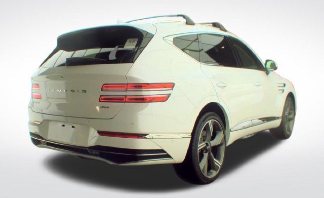 Used 2025 Genesis GV80 2.5T Prestige AWD/4WD image 2