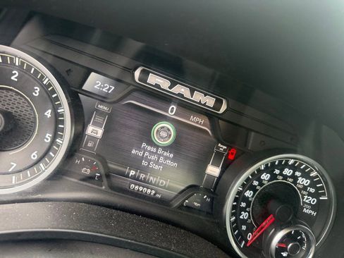 Used 2022 RAM 1500 Laramie image 12