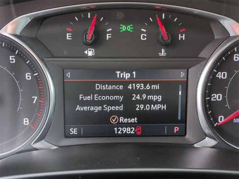 Certified 2024 Chevrolet Blazer LT w/ Convenience Package image 12