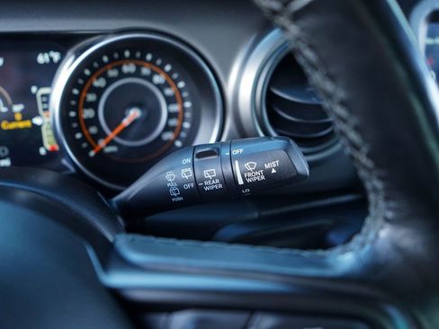 Used 2021 Jeep Wrangler Sport S image 29