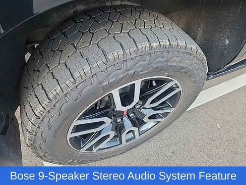Used 2023 GMC Yukon AT4 w/ AT4 Premium Package AWD/4WD image 17