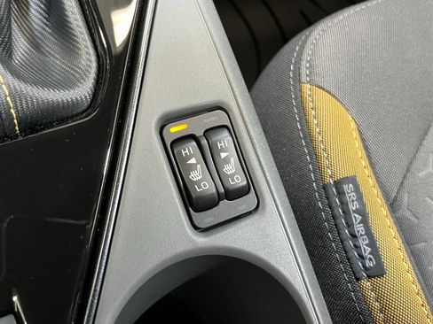 Used 2025 Subaru Crosstrek 2.5i Sport AWD/4WD image 21