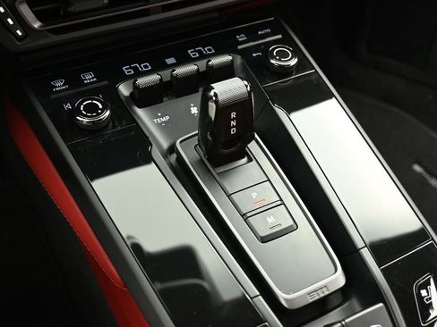Certified 2024 Porsche 911 Carrera GTS RWD image 22