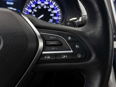 Used 2017 INFINITI Q60 Red Sport 400 image 35