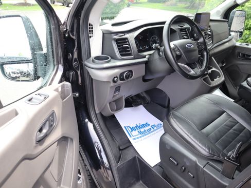 Used 2021 Ford Transit 350 XLT RWD image 3