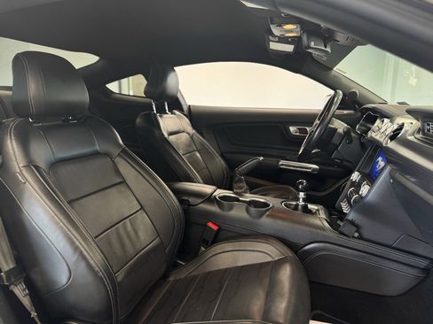 Used 2020 Ford Mustang GT Premium w/ GT Performance Package RWD image 29