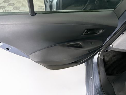 Used 2025 Toyota Corolla LE image 26