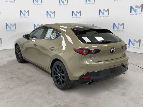Used 2024 MAZDA MAZDA3 s AWD/4WD image 2