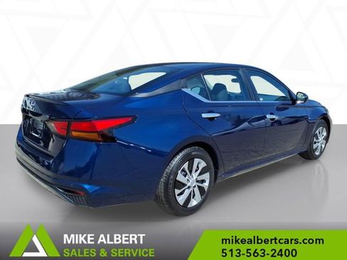 Used 2023 Nissan Altima 2.5 S image 7