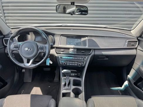 Used 2018 Kia Optima S w/ Panoramic Sunroof Package FWD image 17
