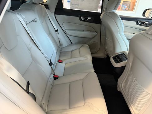 New 2026 Volvo XC60 B5 Ultra w/ Protection Package Premier AWD/4WD image 22