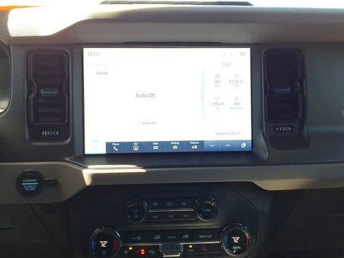 Certified 2024 Ford Bronco Wildtrak image 13