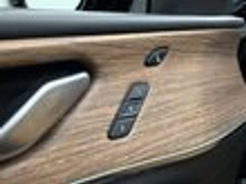 Used 2022 Jeep Grand Cherokee L Summit w/ Luxury Tech Group V image 26