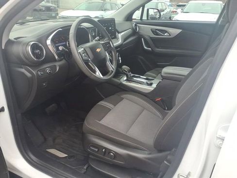 Certified 2023 Chevrolet Blazer LT w/ Convenience Package image 11