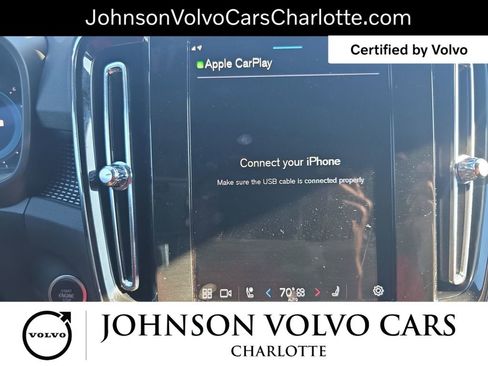 Certified 2025 Volvo XC40 B5 Plus image 23