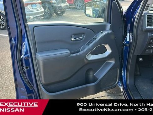 Certified 2023 Nissan Frontier SV w/ SV Convenience Package image 8
