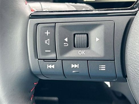 New 2026 Nissan Kicks SR w/ SR Premium Package image 26