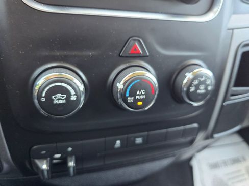 Used 2018 RAM 1500 Express w/ Express Value Package AWD/4WD image 21