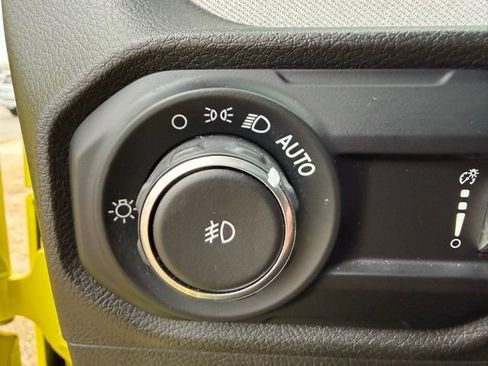 Used 2024 Jeep Wrangler Unlimited Sport AWD/4WD image 16