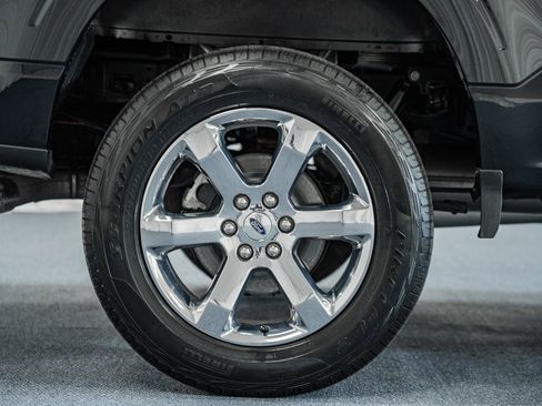 Certified 2022 Ford F150 Lariat w/ Equipment Group 502A High image 17