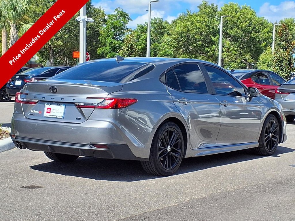 Used 2025 Toyota Camry SE w/ Convenience Package FWD image 9