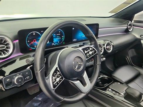 Used 2021 Mercedes-Benz CLA 250 image 20