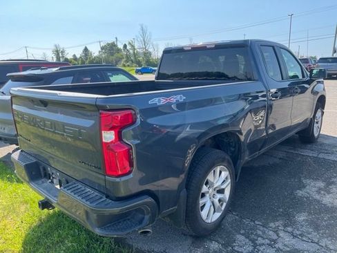 Certified 2021 Chevrolet Silverado 1500 Custom w/ LPO, Dark Essentials Package AWD/4WD image 3