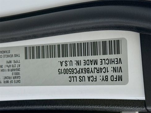 Used 2023 Jeep Grand Cherokee 4WD 4xe image 38