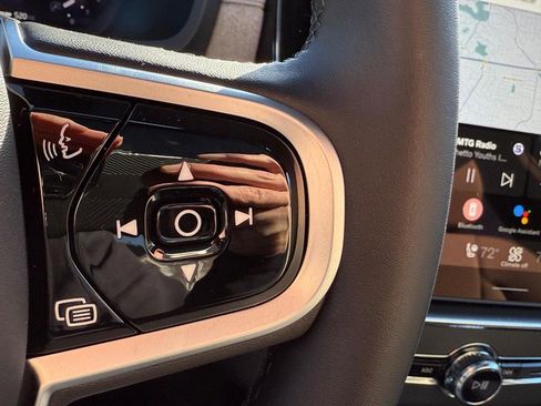 New 2026 Volvo XC90 B6 Plus w/ Protection Package image 13