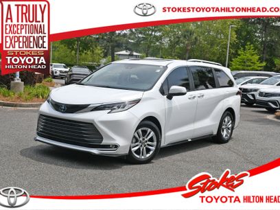 Used 2022 Toyota Sienna Limited